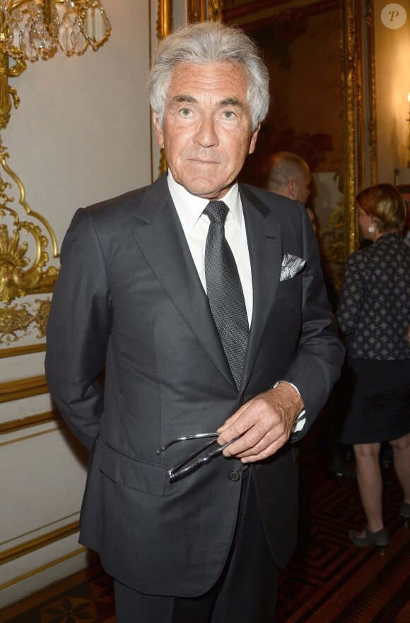 Jean-Paul Enthoven - Soirée de prestige à l'hôtel Marcel Dassault Pour "Autistes sans Frontières" à Paris le 16 avril 2015. 