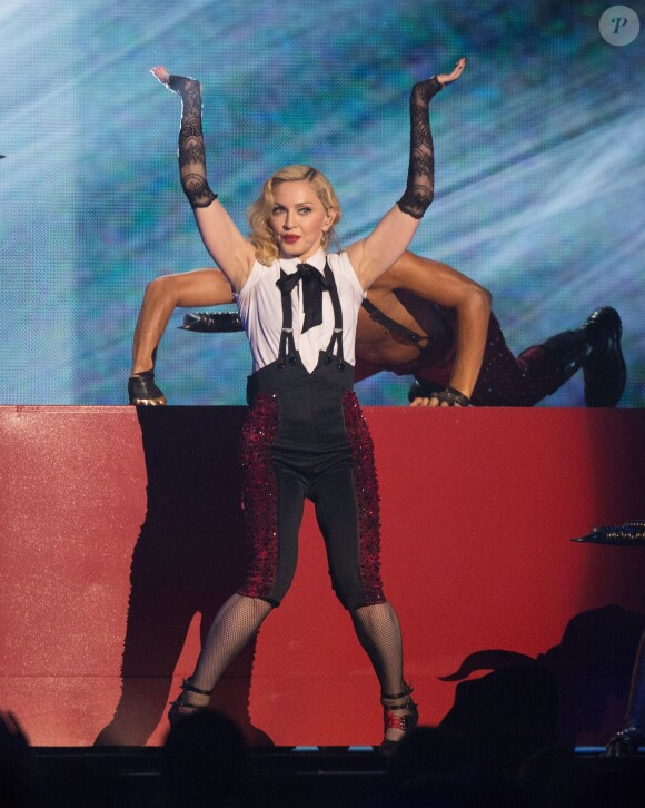 Madonna - Scène des "BRIT Awards 2015" à Londres, le 25 février 2015.  