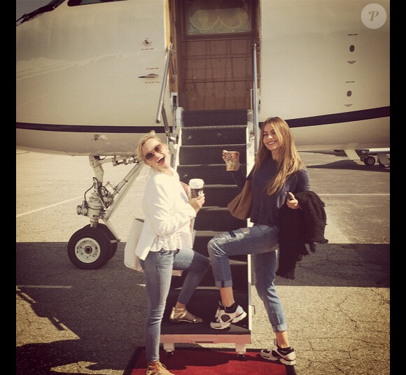 Sofia Vergara a ajouté une photo à son compte Instagram avec Reese Witherspoon pour la promotion de leur film Hot Pursuit, le 19 avril 2015