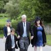 Charles Spencer, 9e comte Spencer, et son épouse Karen Gordon au mariage de sa nièce Emily McCorquodale avec James Hutt en juin 2012 dans le Lincolnshire.