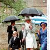 Lady Diana avec son fils le prince William et sa mère Frances lors du mariage de son frère Charles Spencer avec Victoria Lockwood en septembre 1989