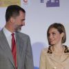 Le roi Felipe VI et la reine Letizia d'Espagne aux Don Quichotte de Journalisme à Madrid le 7 mai 2015