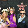 Sofia Vergara fête son étoile sur Hollywood Boulevard avec les membres de sa famille, son fils, sa nièce et son fiancé Joe Manganiello. Sur Instagram, photo en date du 8 mai 2015