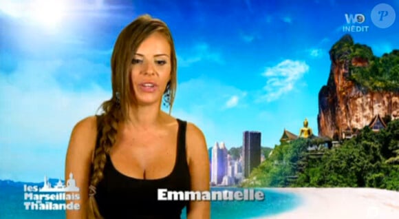 Pour prouver son amour à Manue, Antonin se fait tatouer son prénom - Les Marseillais en Thaïlande (W9), le 7 mai 2015.