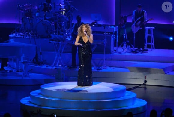 Mariah Carey (habillée en Hervé L.Leroux) en concert au Caesars palace à Las Vegas, le 6 mai 2015  