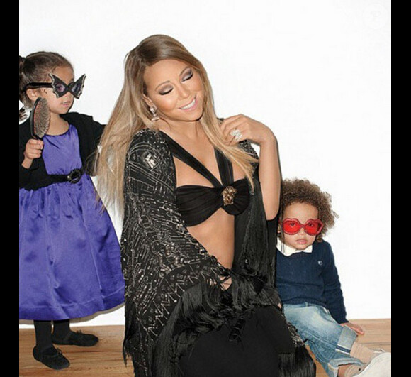 Nick Cannon ajoute une photo de Mariah Carey et les enfants, le 10 mai 2015 sur Instagram