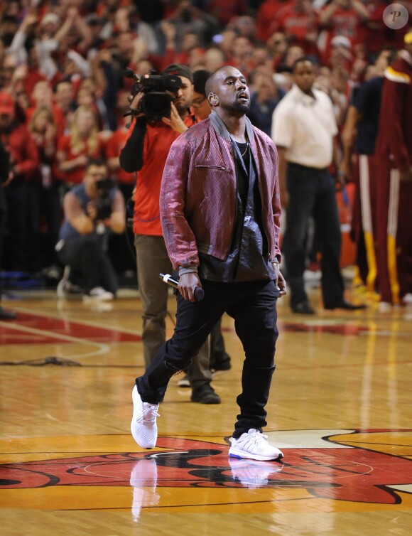 Kanye West lors du Game 4 de la rencontre de NBA Chicago Bulls - Cleveland Cavaliers au United Center. Chicago, le 10 mai 2015.