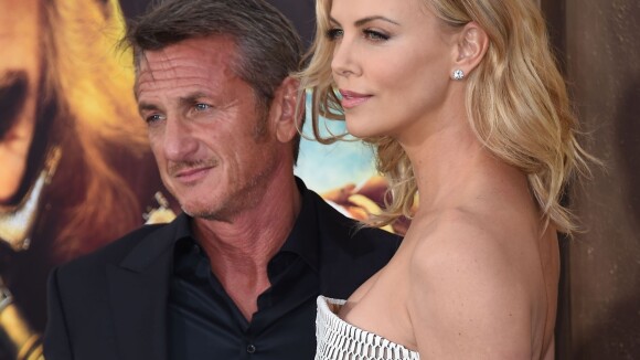 Sean Penn à Cannes pour soutenir son amoureuse: François Hollande a fait le taxi
