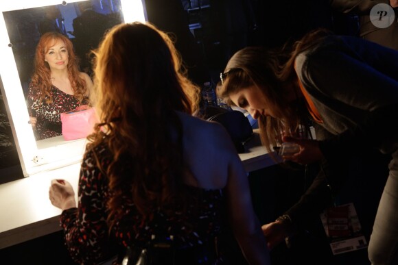Pauline Ester en backstage du concert Stars 80 le 9 mai 2015, au Stade de France