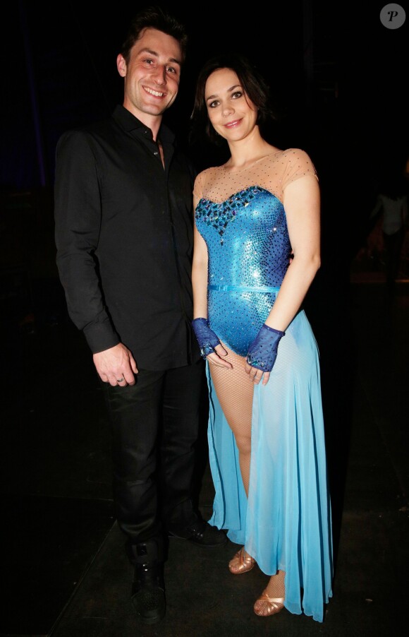Brian Joubert et Nathalie Pechalat en backstage du concert Stars 80 le 9 mai 2015, au Stade de France