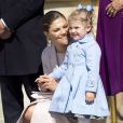 La princesse Victoria de Suède et sa fille la princesse Estelle à Stockholm, le 30 avril 2015, lors de l'anniversaire du roi Carl XVI Gustaf.