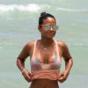 Christina Milian a profité des joies de la baignade à Miami le 15 mai 2015