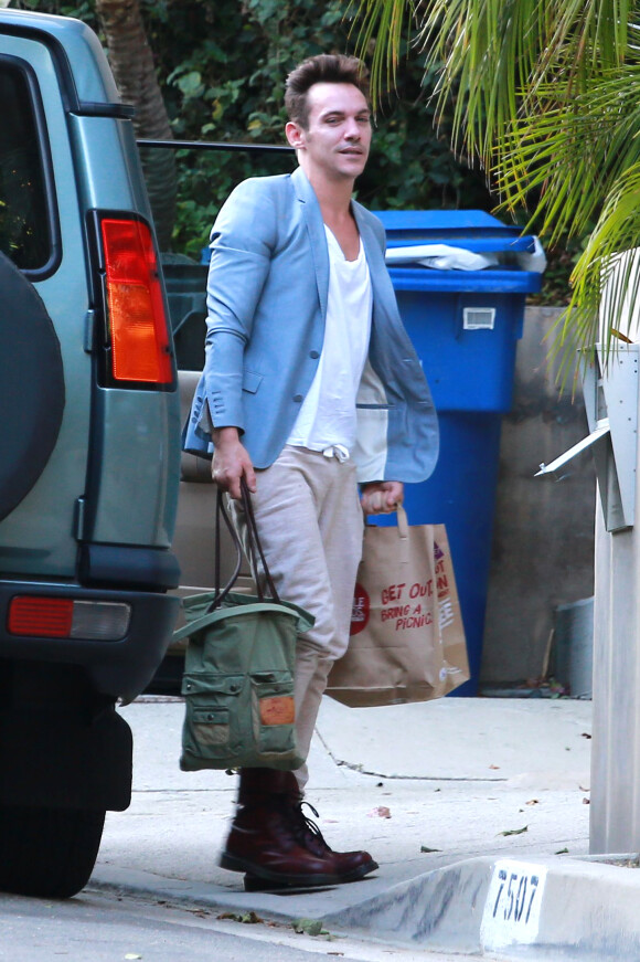 Jonathan Rhys-Meyers avec sa future fiancée à West Hollywood, Los Angeles, le 23 août 2014.