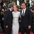  Denis Villeneuve, Emily Blunt, Benicio Del Toro - Mont&eacute;e des marches de l'&eacute;quipe du film "Sicario" lors du 68e Festival International du Film de Cannes le 19 mai 2015 