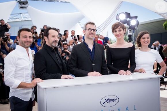 Jean-Hugues Anglade, Laurent Larivière, Louise Bourgoin - Photocall du film "Je suis un soldat" lors du 68e Festival international du film de Cannes le 20 mai 2015.