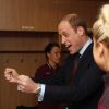 Le prince William rencontrait le 20 mai 2015, après la fin de son congé paternité, l'équipe féminine d'Angleterre de football au centre national de St George's Park, à Burton-upon-Trent dans le Staffordshire. Le duc de Cambridge a reçu en cadeau un maillot pour sa fille la princesse Charlotte de Cambridge, née le 2 mai.