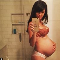 Hilaria Baldwin, enceinte : 'Encore deux mois pour prendre mon ventre en photo'