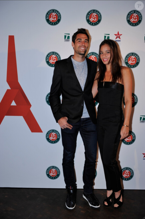 Jérémy Chardy et Alizé Lim lors de la soirée des joueurs de Roland-Garros, le 21 mai 2015 au premier étage de la Tour Eiffel à Paris