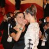 Léa Seydoux (bijoux Chopard) et Adèle Exarchopoulos - Montée des marches du film "La vie d'Adèle-Chapitre 1 et 2" lors du 66e festival du film de Cannes le 23 mai 2013