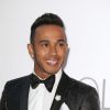 Lewis Hamilton sur le tapide rouge de la soirée "amfAR's Cinema Against AIDS" à l'hôtel de l'Eden Roc au Cap d'Antibes le 21 mai 2015