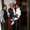 Bobby Brown se rend au restaurant "Madeo" avec sa femme Alicia Etheredge et d'autres membres de sa famille a West Hollywood, le 6 mai 2013.  