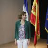 La reine Letizia d'Espagne visitant le centre culturel espagnol et la Casa Tomado au Salvador le 28 mai 2015 dans le cadre de sa mission avec Cooperacion Española en faveur du développement.