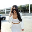  Kim Kardashian arrive &agrave; l'a&eacute;roport de Los Angeles le 9 mai 2015.  