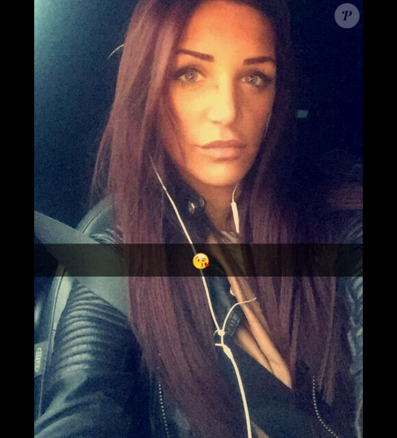Julia (Les Anges 7) dévoile sa nouvelle couleur de cheveux !