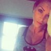 Julia des Anges 7 : sexy sur Instagram en super girl !