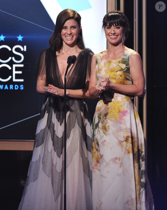 Shiri Appleby et Constance Zimmer - 5e cérémonie des Critics' Choice Television Awards au Beverly Hilton à Los Angeles, le 31 mai 2015.