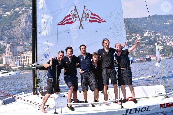 Andrea Casiraghi et son équipe participent à "Sail for a Cause", une journée caritative co-organisée par Leticia de Massy et le réseau féminin LeSpot.net au Yacht Club de Monaco le samedi 6 juin 2015.