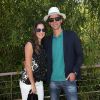 Gustavo Kuerten et son épouse Mariana Soncini au Village avant la finale masculine des Internationaux de France à Roland-Garros le 7 juin 2015 à Paris