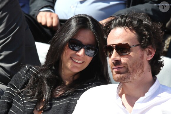 Marie Drucker et son compagnon Mathias Vicherat dans les tribunes de Roland-Garros lors de la finale homme, le 7 juin 2015 à Paris