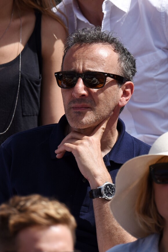 Elie Semoun dans les tribunes de Roland-Garros lors de la finale homme, le 7 juin 2015 à Paris