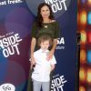 Minnie Driver et son fils Henry - Avant-première du film "Inside Out" à Hollywood, le 8 juin 2015.