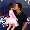 Mario Lopez et sa fille Gia - Avant-première du film "Inside Out" à Hollywood, le 8 juin 2015