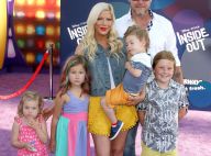 Tori Spelling et son mari : Une famille unie, devant Mario Lopez et sa fille Gia