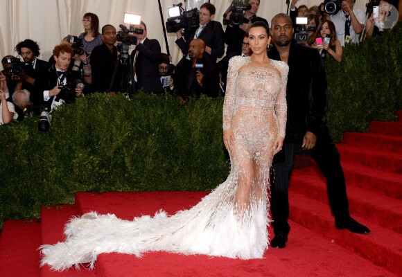 Kanye West et Kim Kardashian au Met Gala 2015 à New York, le 4 mai 2015.