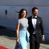 Sofia Hellqvist, superbe en Zuhair Murad, et le prince Carl Philip de Suède ont invité 270 convives à embarquer à bord du S/S Stockholm le 12 juin 2015 pour aller dîner sur l'île de Skeppsholmen, à la veille de leur mariage.