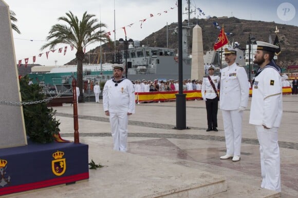 Le roi Felipe VI d'Espagne assiste à une cérémonie en l'honneur du centenaire de la création de la flotte sous-marine à Carthagène le 11 juin 2015.