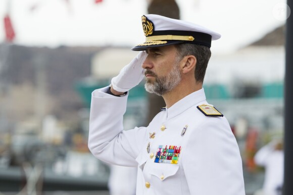 Le roi Felipe VI d'Espagne assiste à une cérémonie en l'honneur du centenaire de la création de la flotte sous-marine à Carthagène le 11 juin 2015.