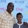 Dwight Howard et son fils Braylon, lors des Teen Choice Awards 2013 au Gibson Amphitheatre de Los Angeles, le 11 août 2013