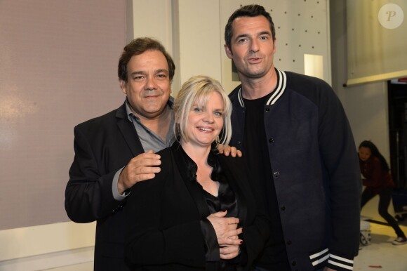 Isabelle Nanty, Didier Bourdon et Arnaud Ducret, lors de l'enregistrement de l'émission Vivement Dimanche à Paris le 27 mai 2015 (diffusion le dimanche 21 juin 2015 sur France 2).