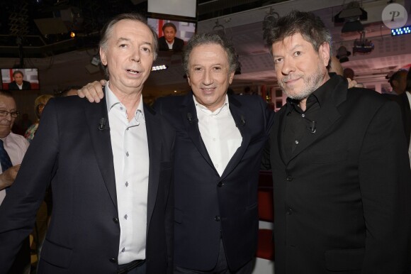 Chevallier, Laspalès et Michel Drucker, lors de l'enregistrement de l'émission Vivement Dimanche à Paris le 27 mai 2015 (diffusion le dimanche 21 juin 2015 sur France 2).