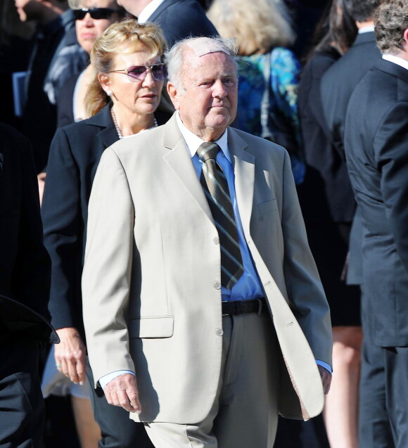 Dick Van Patten aux obsèques de Farrah Fawcett à Los Angeles, le 30 juin 2009