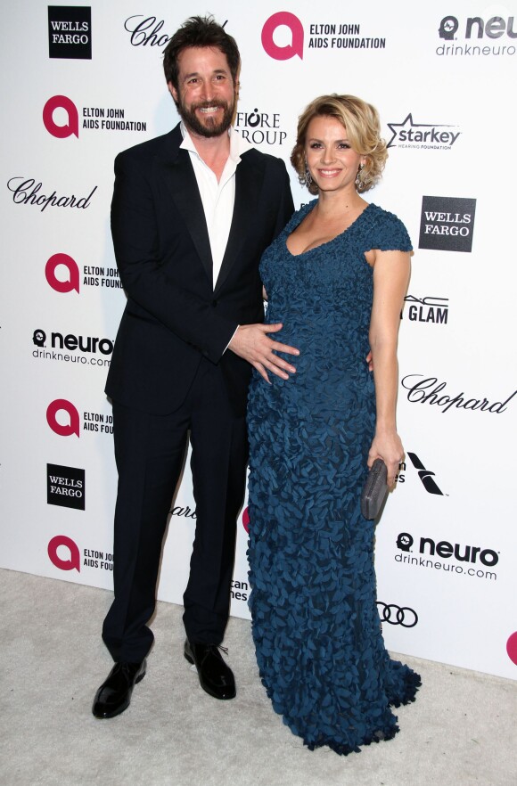 Noah Wyle et sa femme Sara Wells, enceinte - Soirée "Elton John AIDS Foundation Oscar Party" 2015 à West Hollywood, le 22 février 2015. 