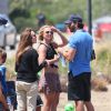 Britney Spears regarde ses fils jouer au football en compagnie de son nouveau petit ami à Woodland Hills le 30 mai 2015 