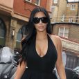 Kim Kardashian, enceinte, à Londres le 26 juin 2015.