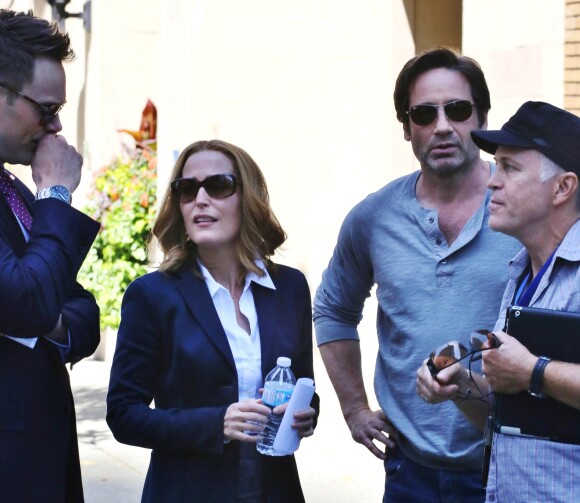 Gillian Anderson et David Duchovny sur le tournage de "The X-Files" à Vancouver, le 9 juin 2015