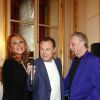 Julie Pietri, Julien Lepers et Herbert Leonard, lors de la Fête de la musique en présence d'Alexandre Orlov, ambassadeur de la Fédération de Russie, le jeudi 18 juin 2015.